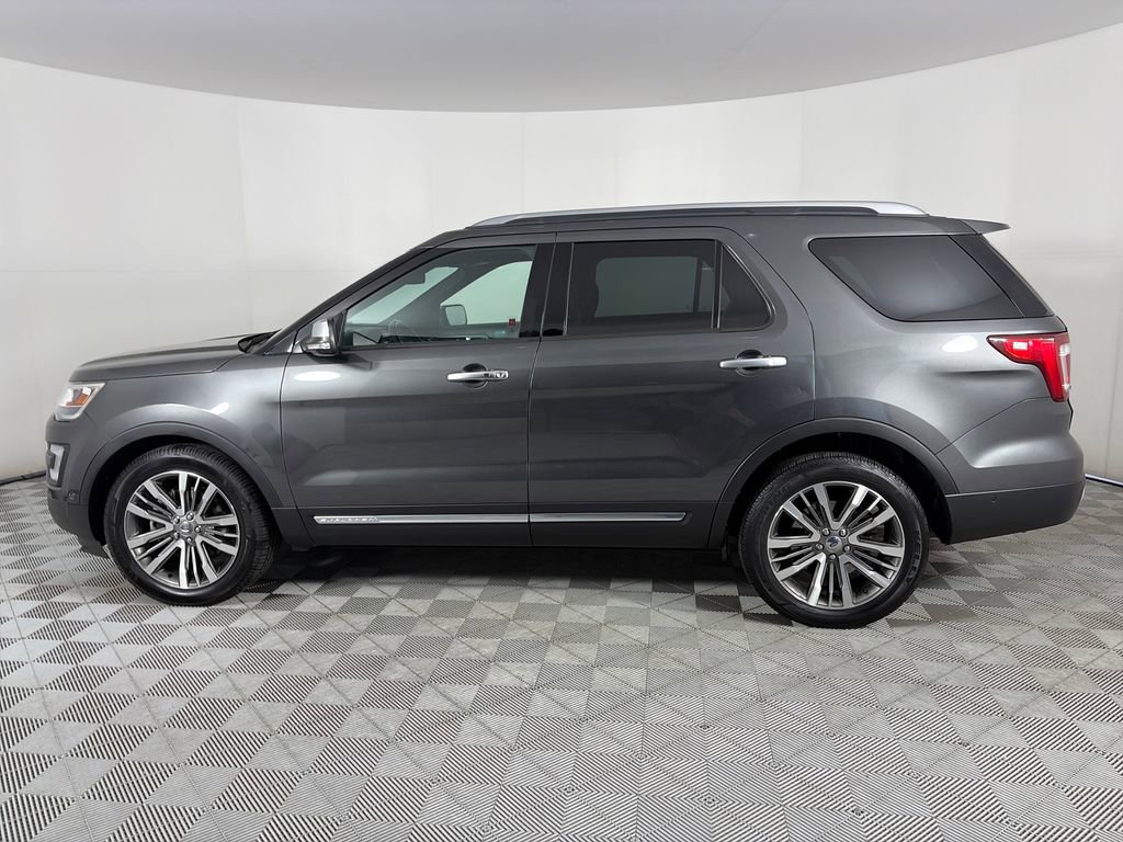 Certified 2017 Ford Explorer Platinum AWD/4WD image 4