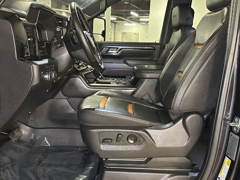 Used 2025 GMC Sierra 2500 AT4 w/ AT4 Premium Plus Package AWD/4WD image 22