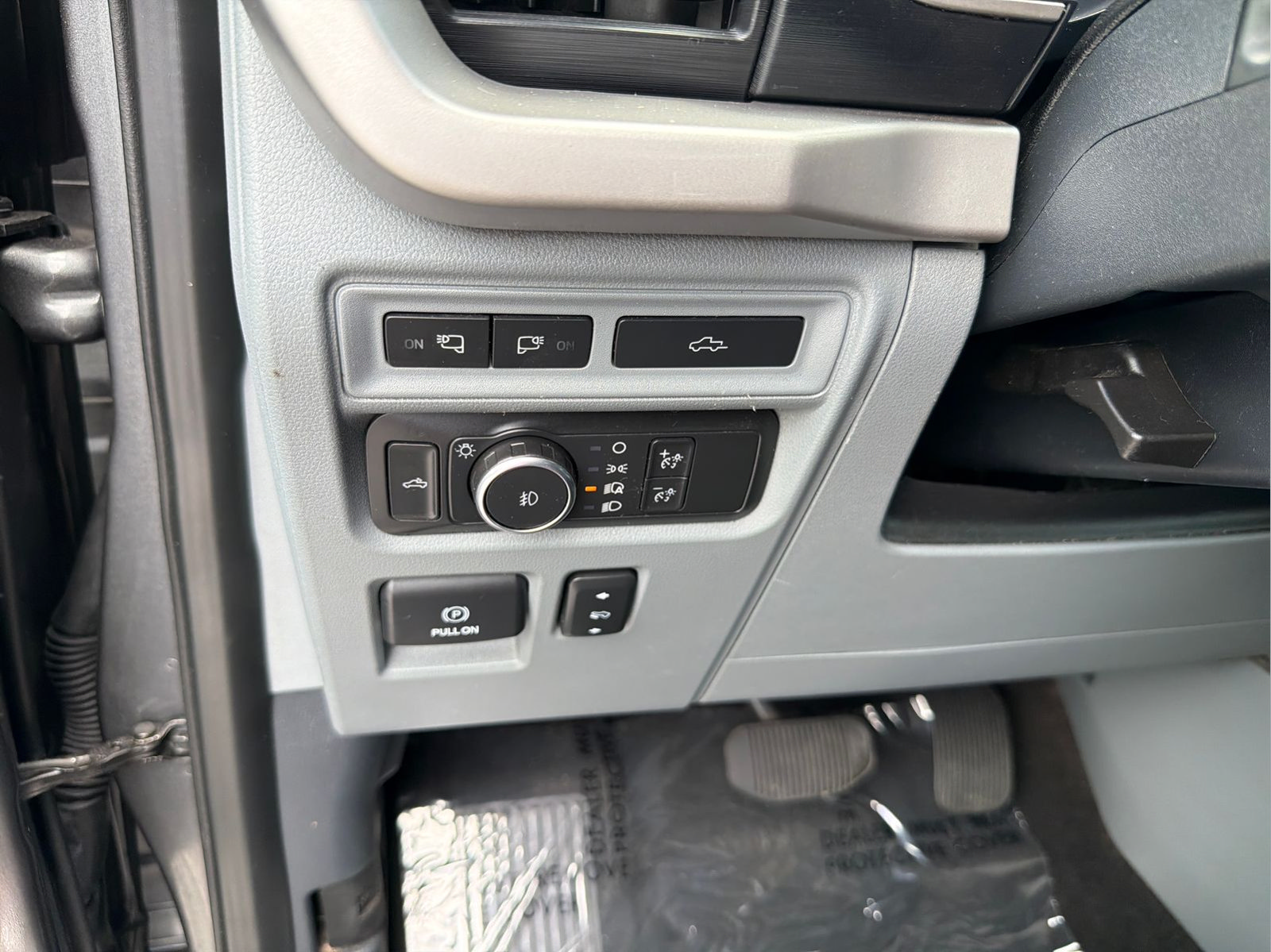 Used 2022 Ford F150 XLT w/ Equipment Group 302A High AWD/4WD image 15