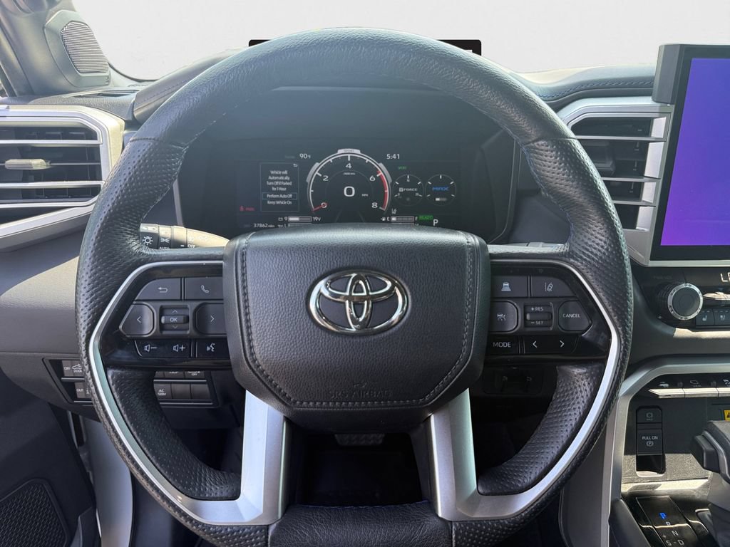 Used 2024 Toyota Tundra Platinum AWD/4WD image 17