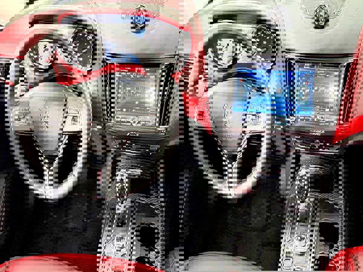 Used 2017 Maserati Levante S image 24