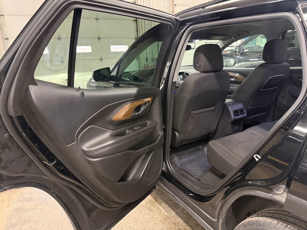 Used 2019 GMC Terrain SLE w/ Driver Convenience Package FWD image 25