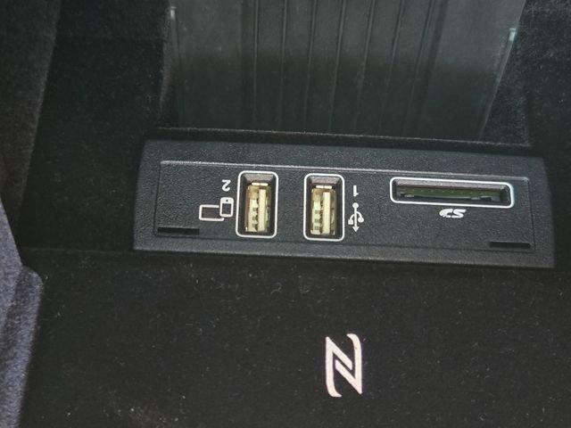 Used 2019 Mercedes-Benz S 560 4MATIC Sedan image 32