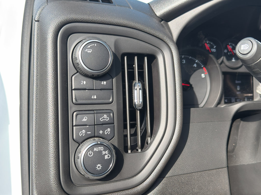 Used 2025 Chevrolet Silverado 2500 Custom w/ Custom Value Package AWD/4WD image 17