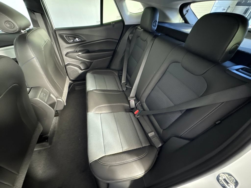 New 2026 Chevrolet Trax LT w/ Driver Confidence Package FWD image 26
