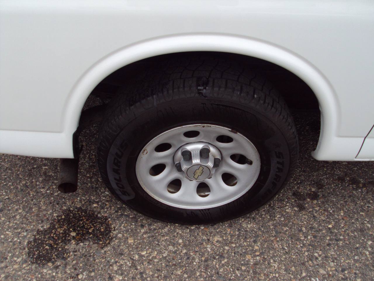 Used 2014 Chevrolet Express 1500 LS AWD/4WD image 27