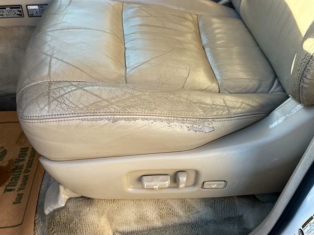 Used 2007 Toyota Land Cruiser w/ Convenience Pkg image 19