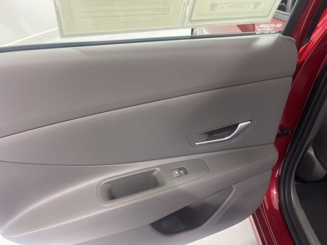 Used 2024 Hyundai Elantra SEL image 26