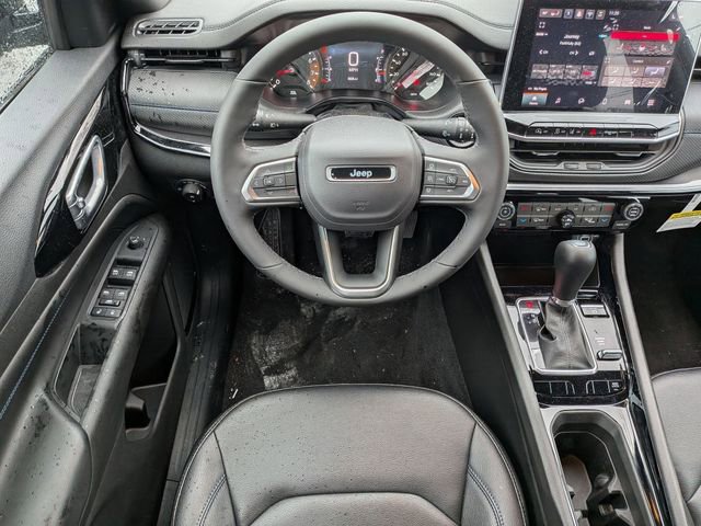 New 2026 Jeep Compass Limited image 13