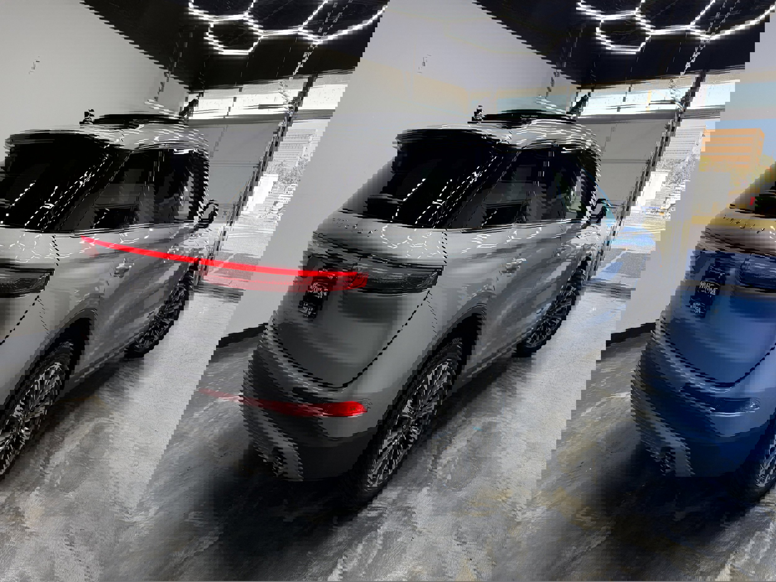 Used 2021 Lincoln Corsair Reserve w/ Elements Package image 5