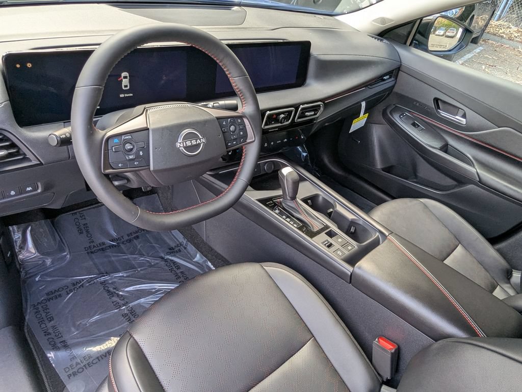 New 2026 Nissan Sentra SR w/ SR Premium Package FWD image 14
