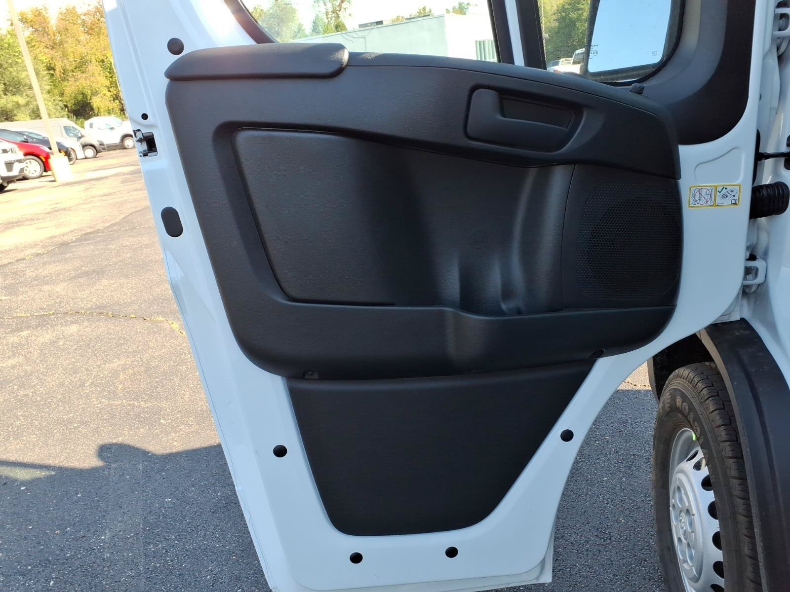 New 2027 RAM ProMaster 1500 w/ Safety Group FWD image 13
