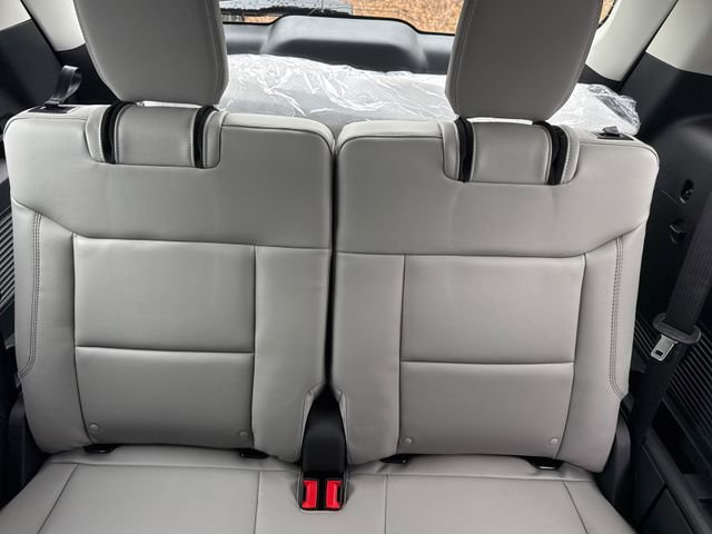 New 2026 Ford Explorer Active w/ Active Comfort Package image 27