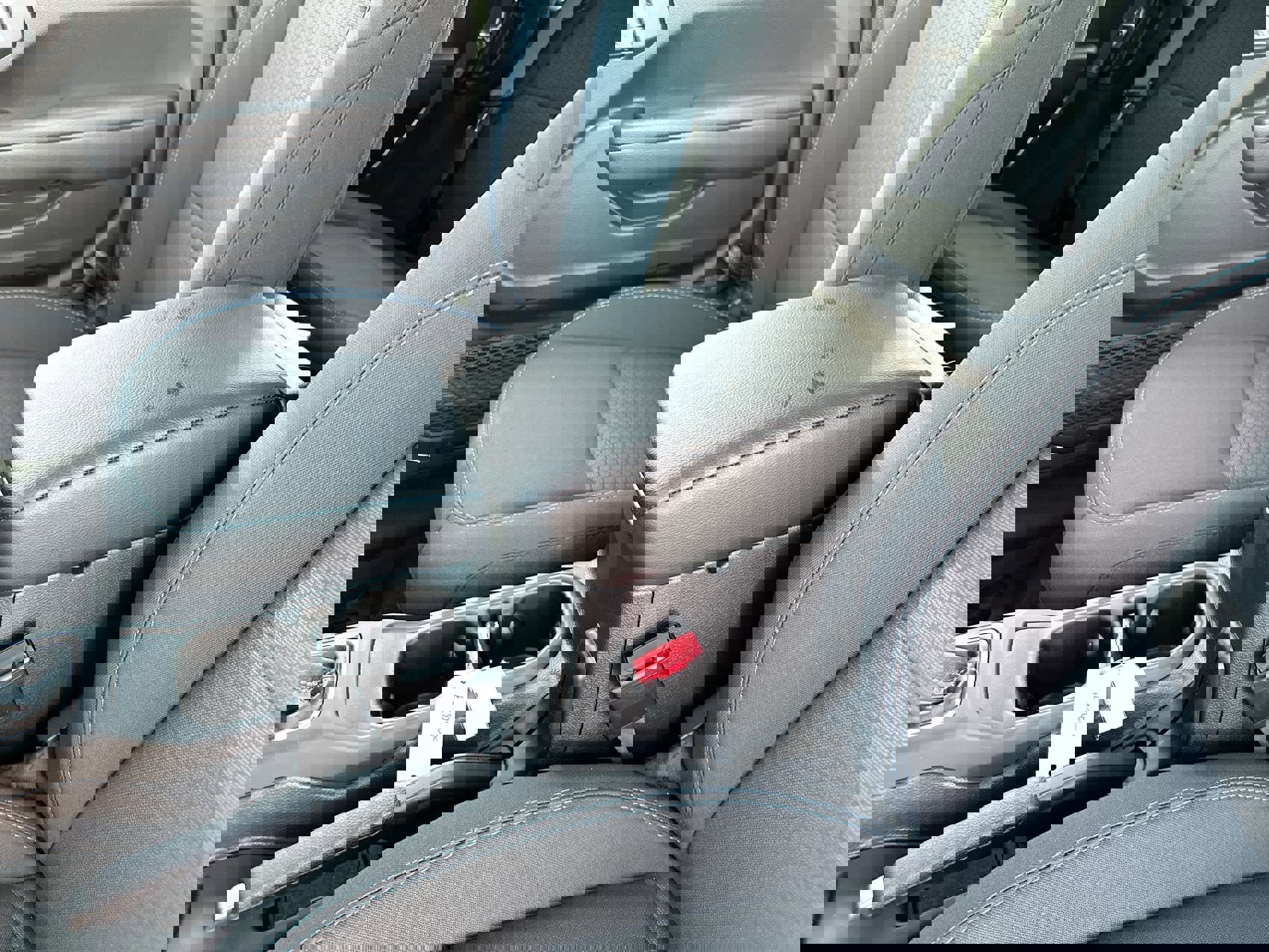 New 2023 Jeep Wrangler Unlimited Rubicon 4xe w/ Cold Weather Group image 21