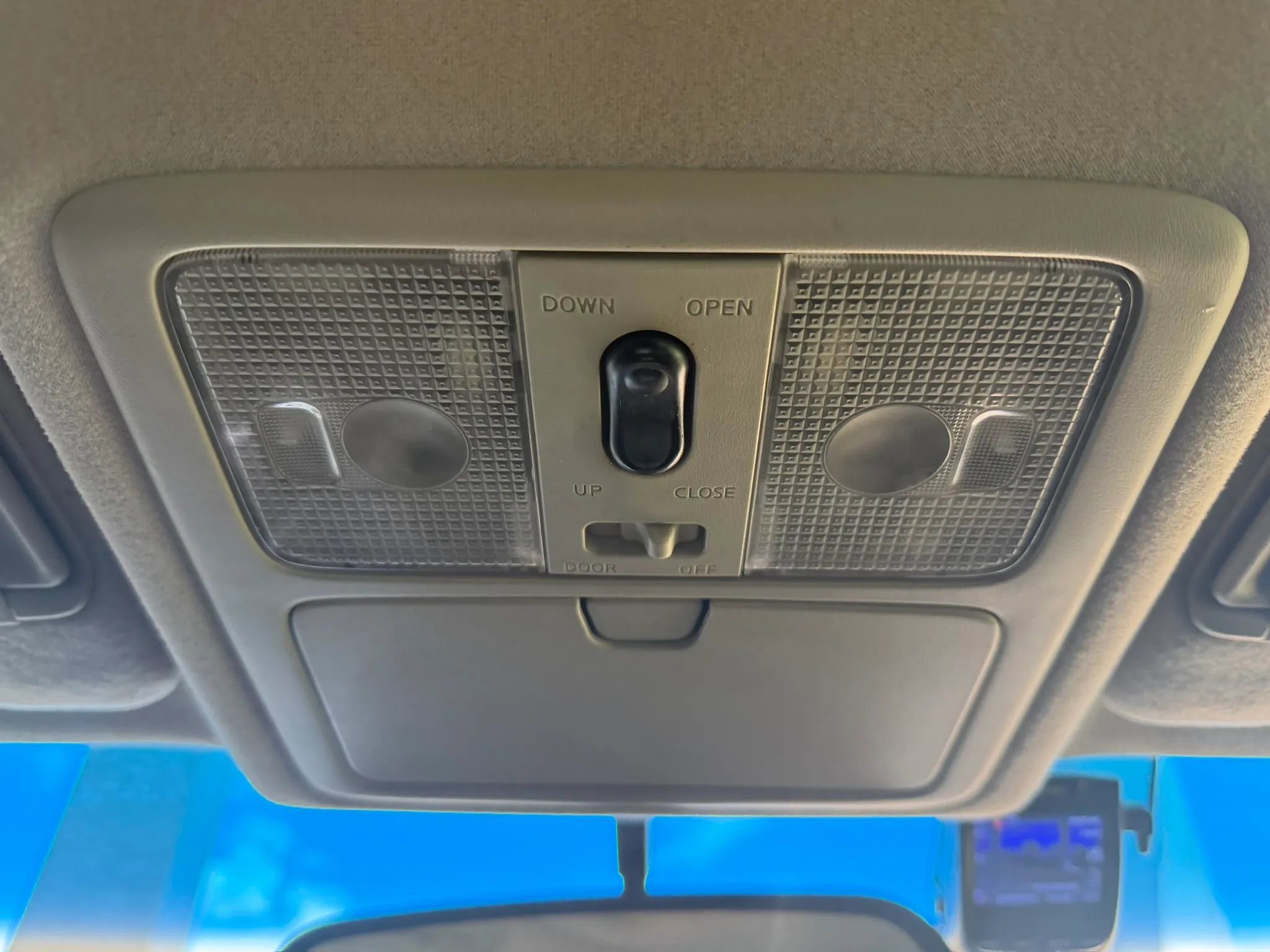 Used 2005 INFINITI G35 Coupe w/ (P01) Premium Pkg image 17