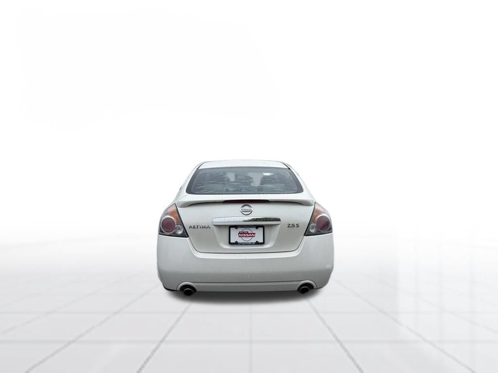 Used 2007 Nissan Altima 2.5 S w/ Technology Pkg FWD image 4