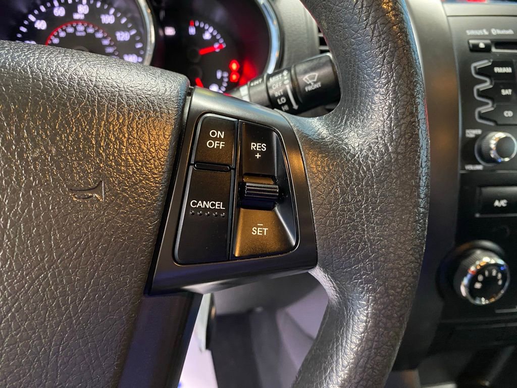 Used 2012 Kia Sorento LX image 19