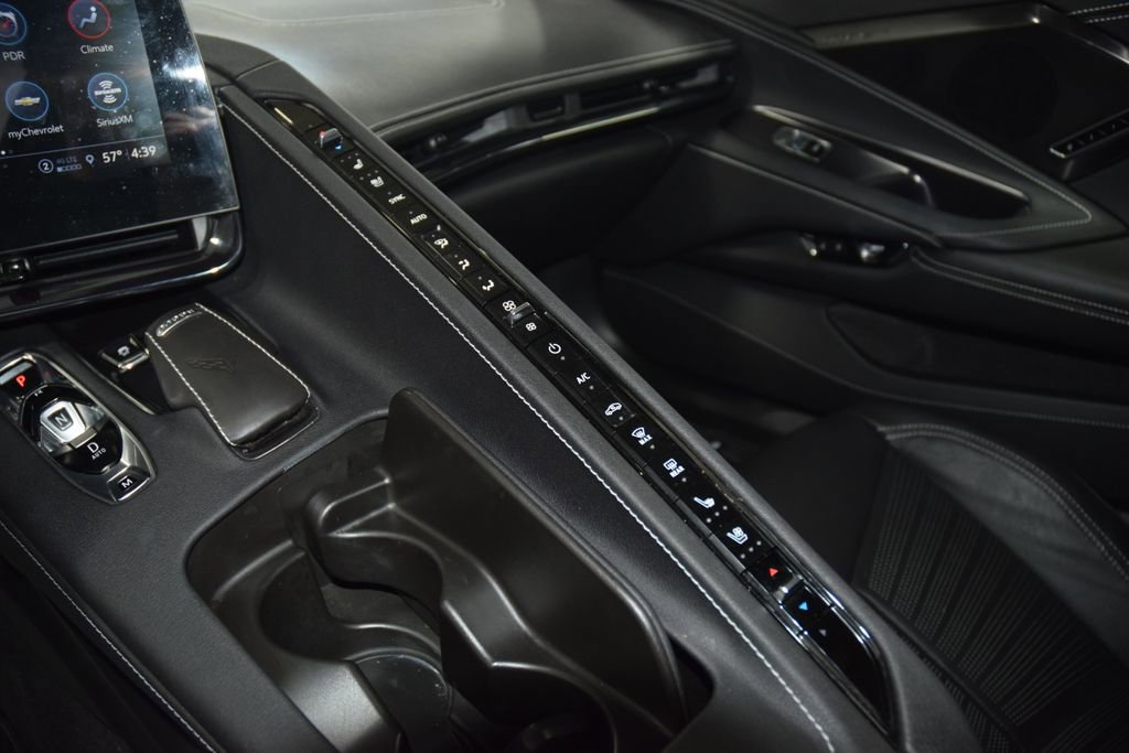 Used 2023 Chevrolet Corvette Stingray Preferred Conv w/ Z51 Performance Package RWD image 28