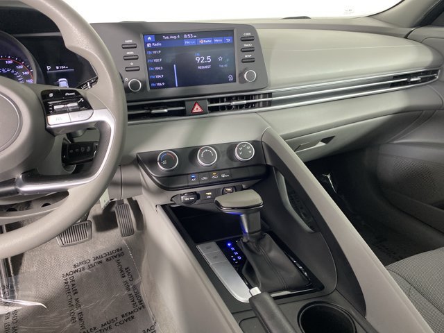 Used 2021 Hyundai Elantra SE FWD image 26