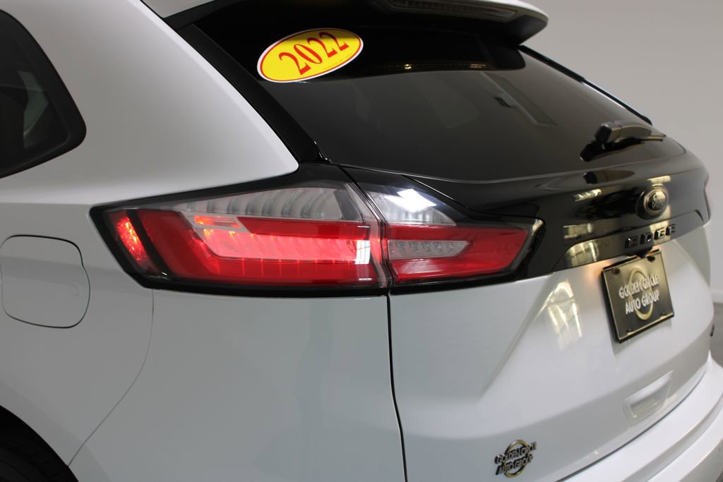 Used 2022 Ford Edge SE w/ Black Appearance Package image 51
