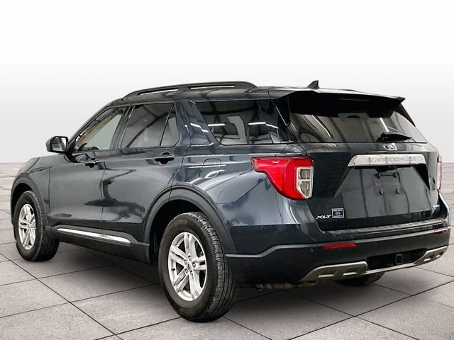Used 2022 Ford Explorer XLT w/ Equipment Group 202A AWD/4WD image 10