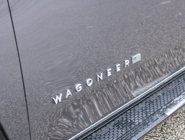 Used 2022 Jeep Wagoneer Series III w/ Flexible Seating Group image 10