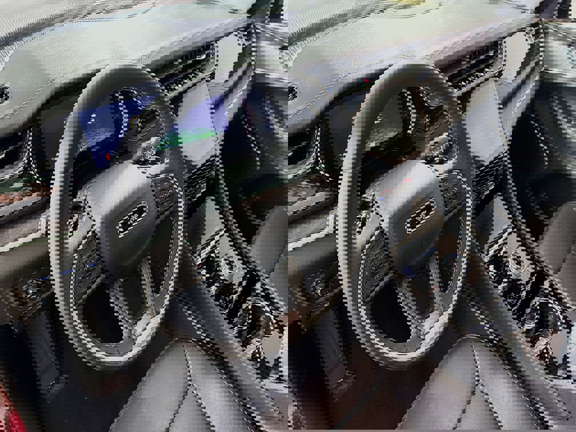 Used 2023 Jeep Grand Cherokee 4WD 4xe image 13