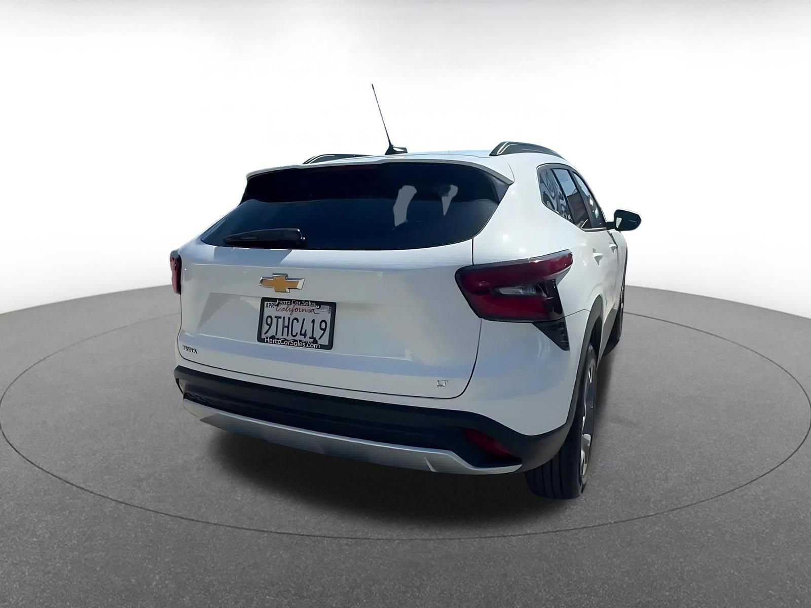 Used 2025 Chevrolet Trax LT image 15