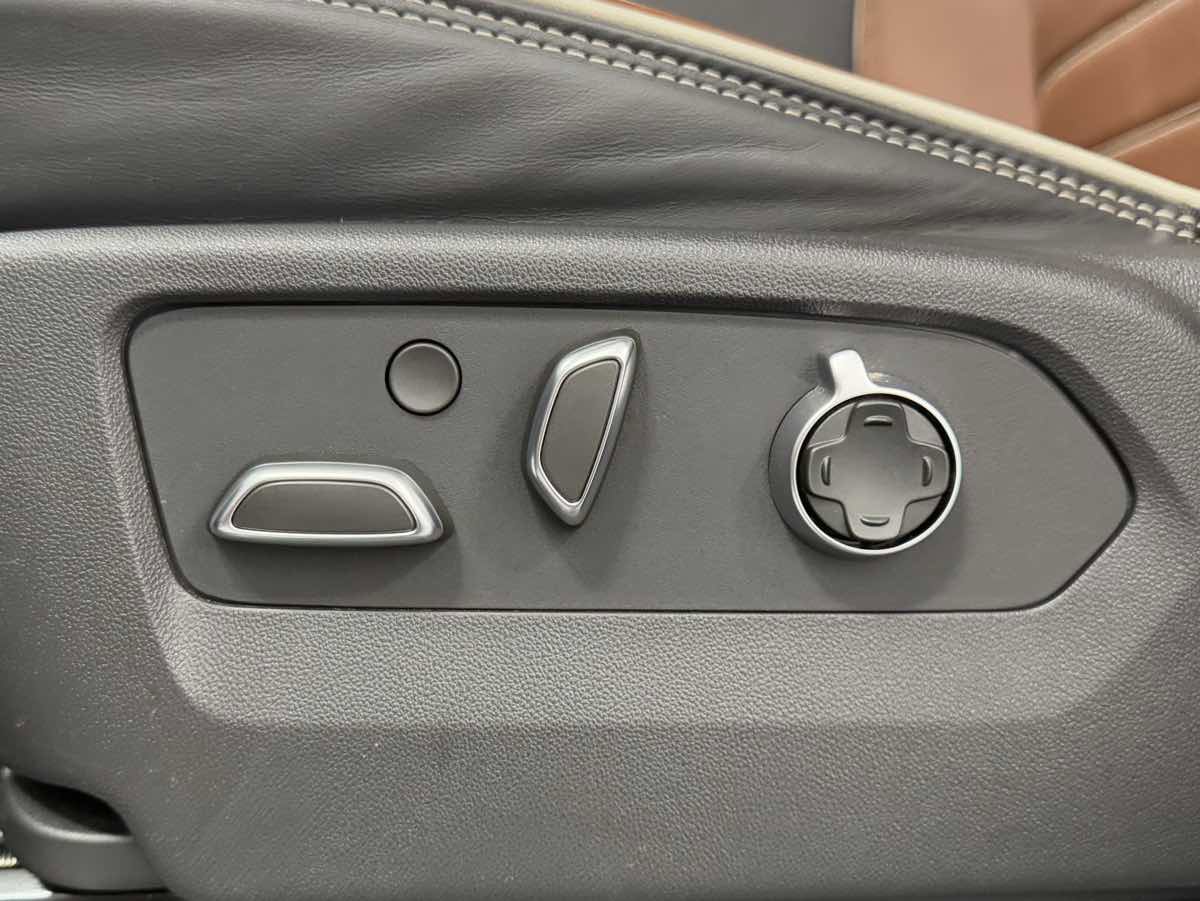 Used 2024 GMC Sierra 1500 Denali Ultimate image 38