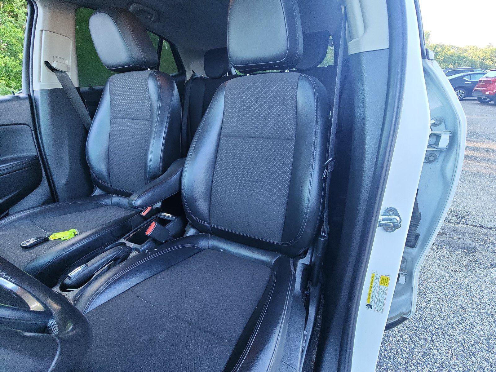 Used 2019 Buick Encore Preferred FWD image 17