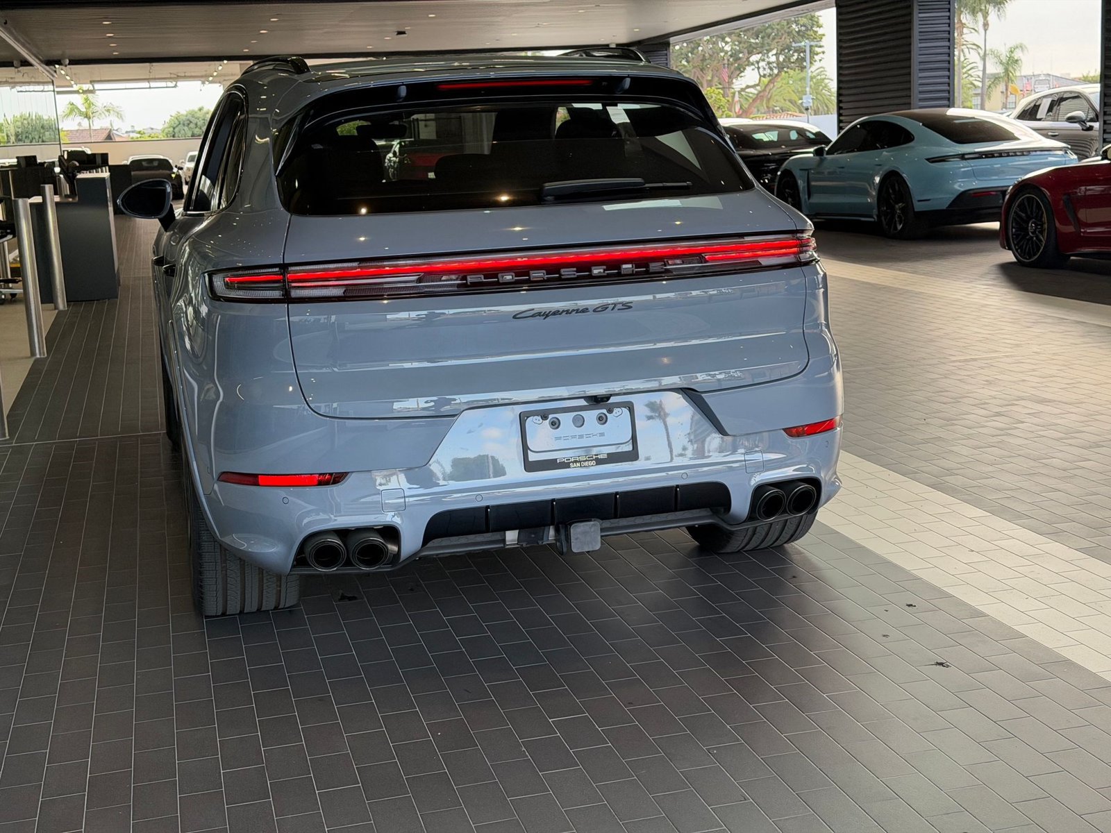 Certified 2025 Porsche Cayenne GTS AWD/4WD image 27