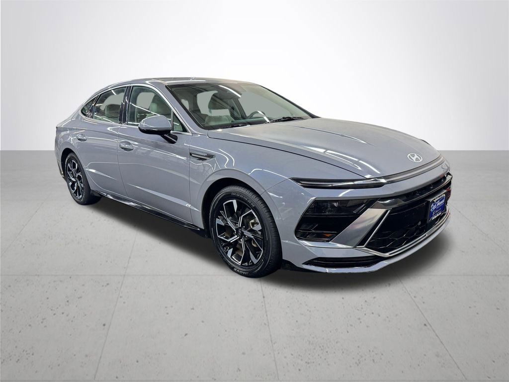 Used 2024 Hyundai Sonata SEL FWD image 9