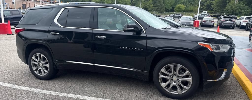 Used 2018 Chevrolet Traverse Premier w/ Driver Confidence II Package FWD image 7