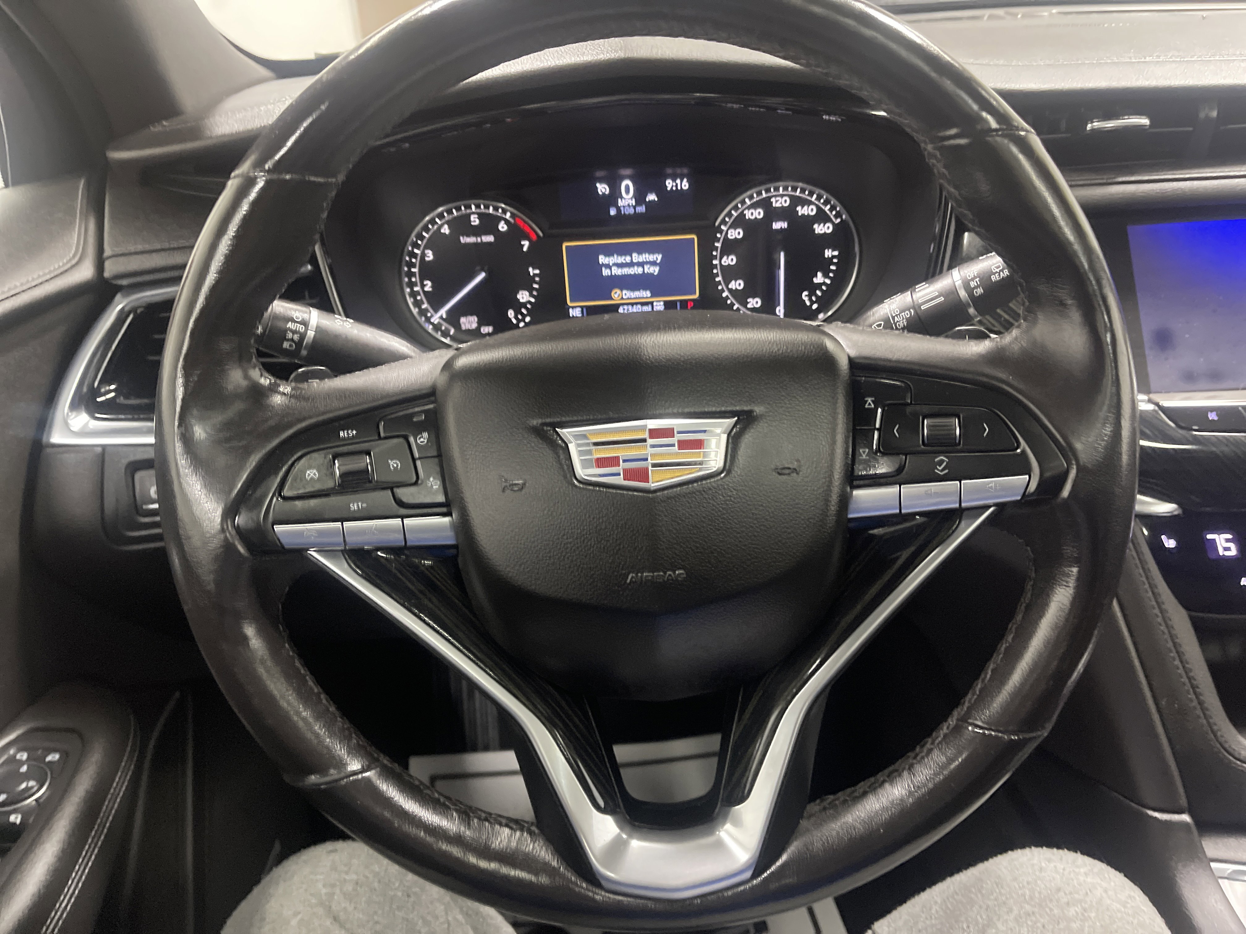 Used 2020 Cadillac XT6 Premium Luxury image 32