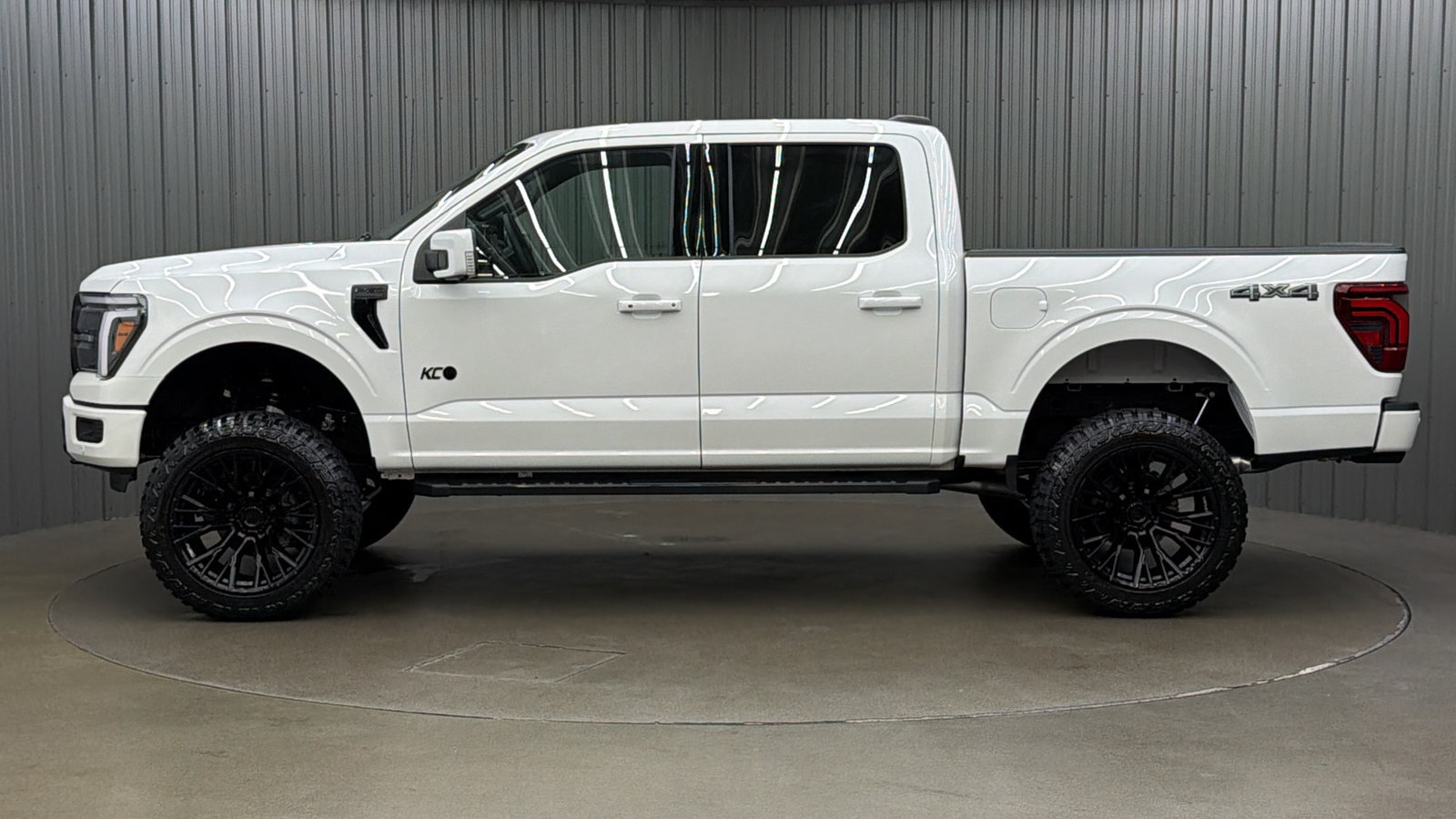 Used 2026 Ford F150 Lariat AWD/4WD image 2
