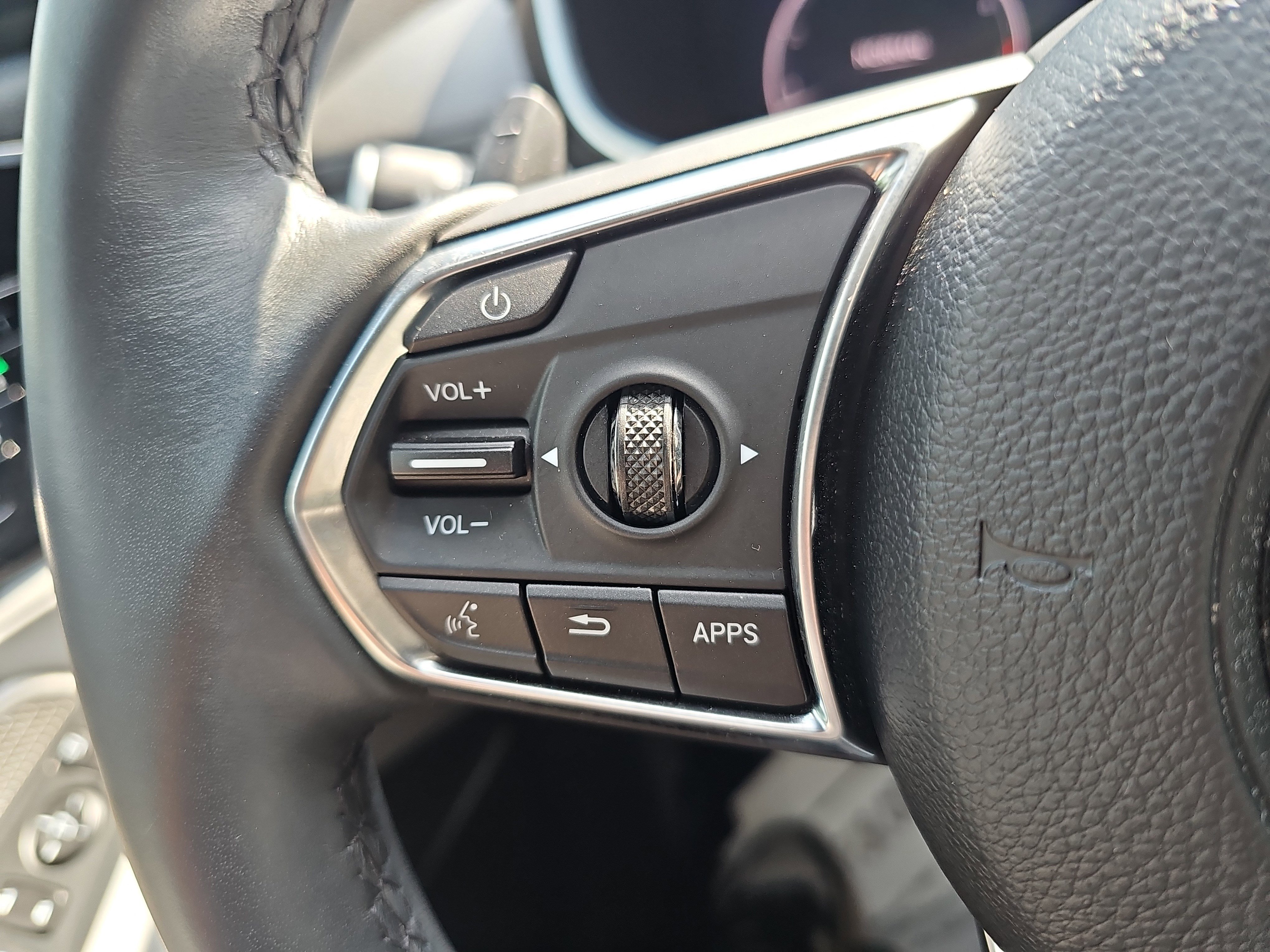 Used 2024 Acura MDX SH-AWD w/ Technology Package image 17