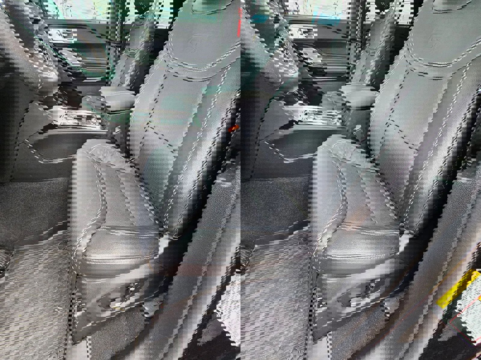 Used 2023 Ford Explorer ST w/ Equipment Group 401A image 24