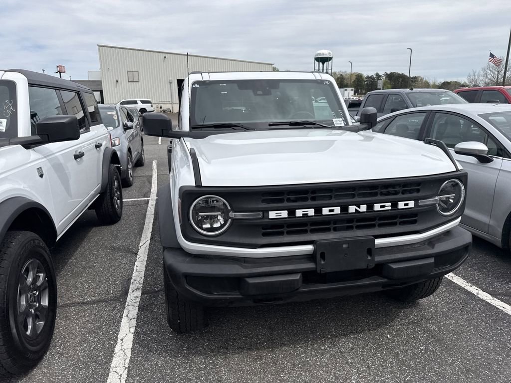 Used 2025 Ford Bronco Big Bend image 3