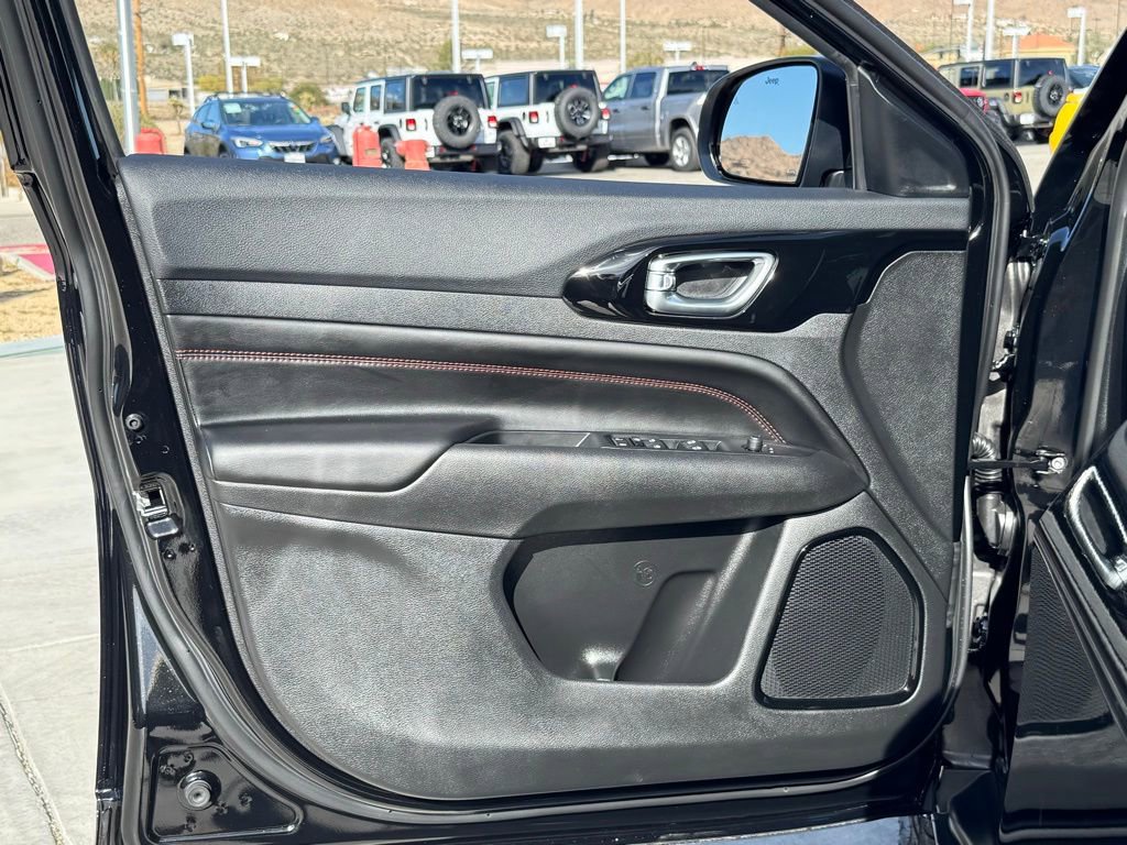 New 2026 Jeep Compass Trailhawk image 26