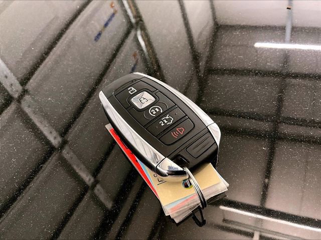 Used 2020 Lincoln MKZ Reserve w/ Elements Package AWD/4WD image 9