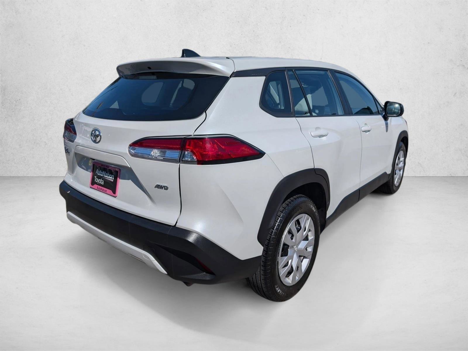 Certified 2024 Toyota Corolla Cross L AWD/4WD image 6
