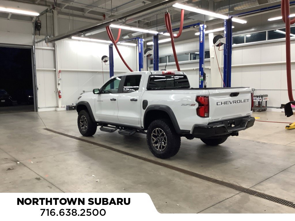 Used 2024 Chevrolet Colorado ZR2 w/ Technology Package AWD/4WD image 3