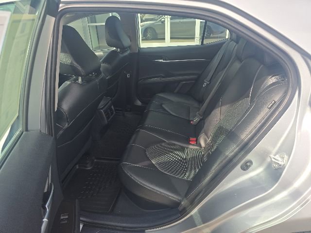 Used 2022 Toyota Camry XLE w/ Cold Weather Package FWD image 25