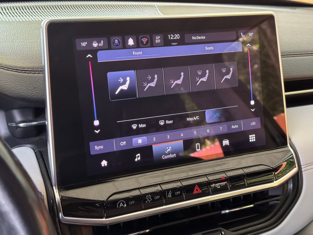 Used 2022 Jeep Compass Limited image 7