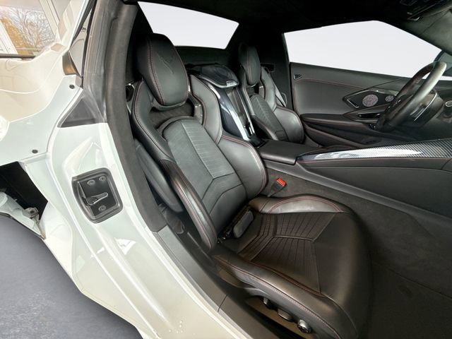 Used 2023 Chevrolet Corvette Stingray Premium Conv w/ Z51 Performance Package image 27