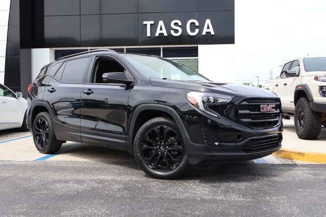 Used 2019 GMC Terrain SLE w/ Driver Convenience Package AWD/4WD image 1