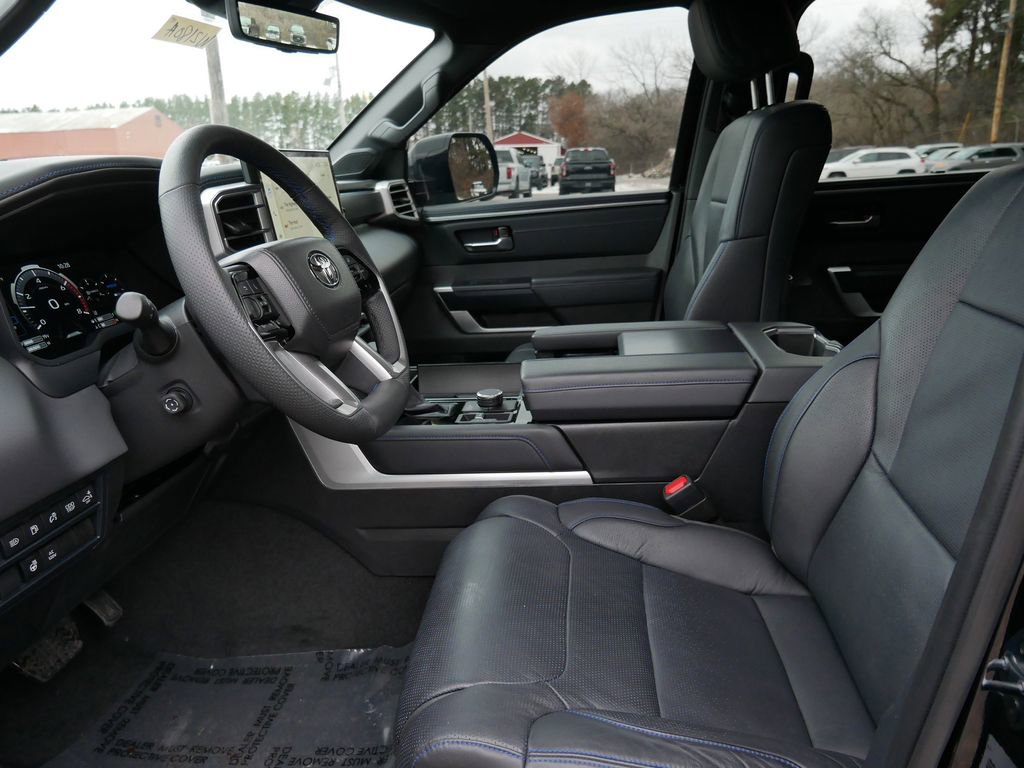 Used 2025 Toyota Sequoia Platinum AWD/4WD image 14