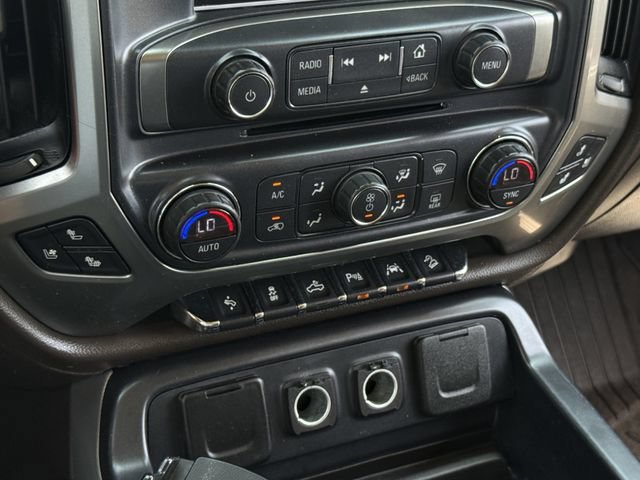 Used 2018 Chevrolet Silverado 1500 LTZ Z71 w/ LTZ Plus Package AWD/4WD image 21