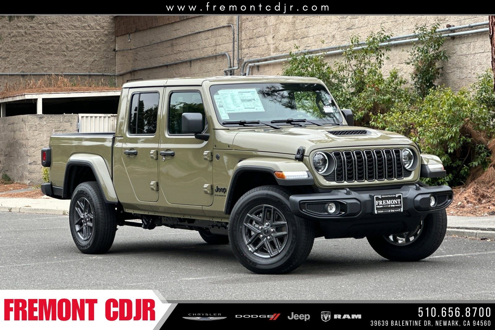 New 2026 Jeep Gladiator Sport AWD/4WD image 1