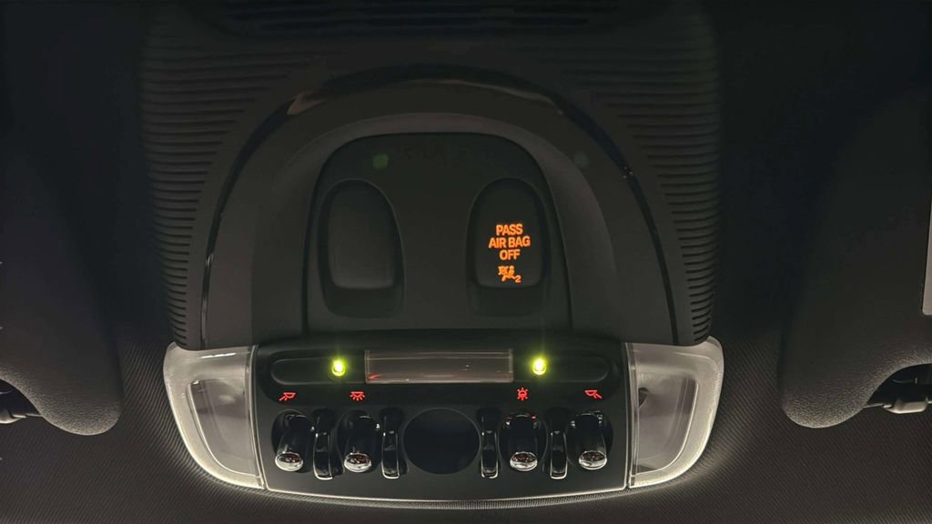 Used 2014 MINI Cooper S FWD image 25